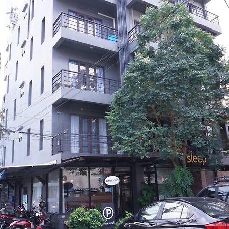 Isleep Guesthouse Chiang Mai Buitenkant foto