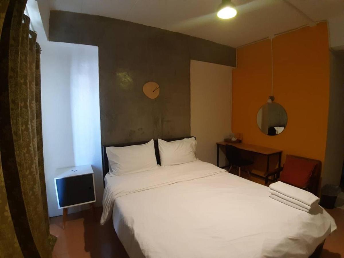 Isleep Guesthouse Chiang Mai Buitenkant foto