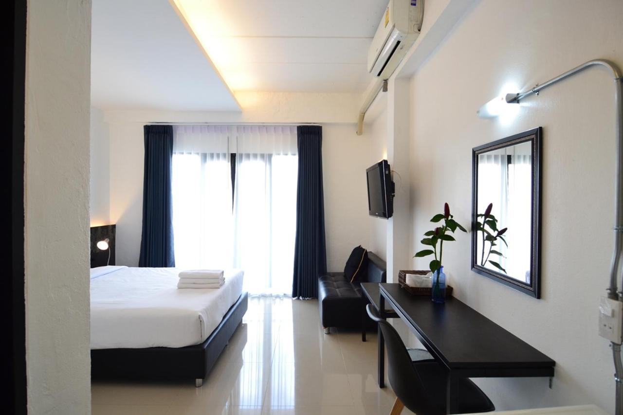 Isleep Guesthouse Chiang Mai Buitenkant foto