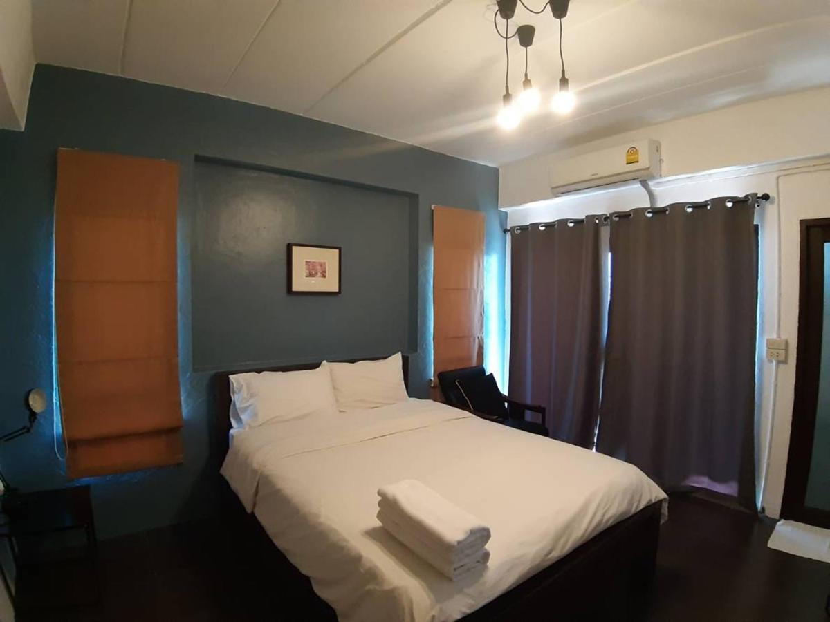 Isleep Guesthouse Chiang Mai Buitenkant foto