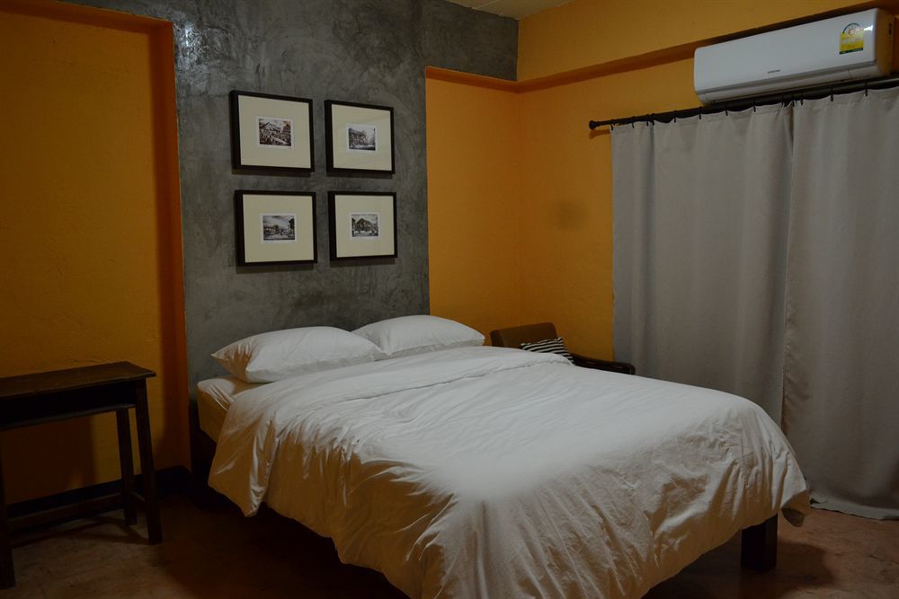 Isleep Guesthouse Chiang Mai Buitenkant foto