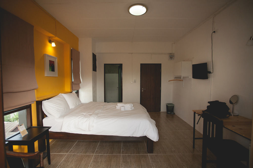 Isleep Guesthouse Chiang Mai Buitenkant foto